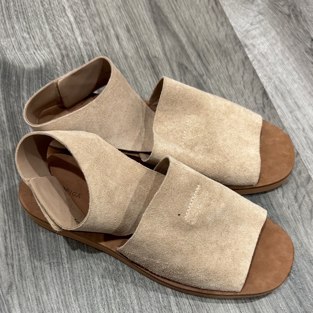 Via Spiga Tan Suede Open-Toe Sandals